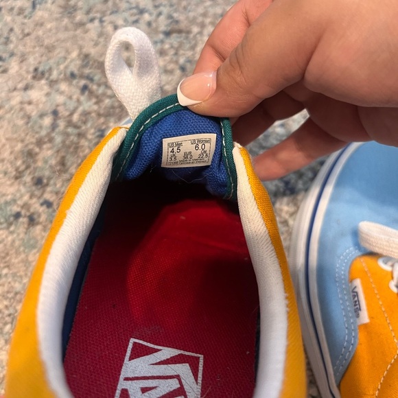 Vans Colorblock Era Low-Top Sneakers – Women’s Size 6 NWOT - Picture 4 of 4